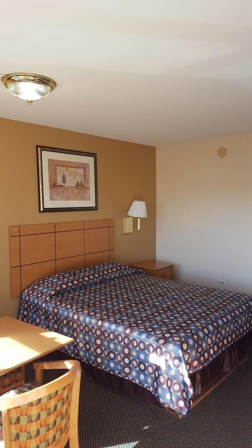 New Relax Inn Bridgeview Esterno foto